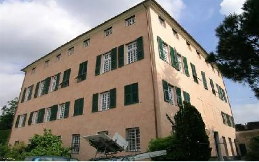 villa nel boschetto